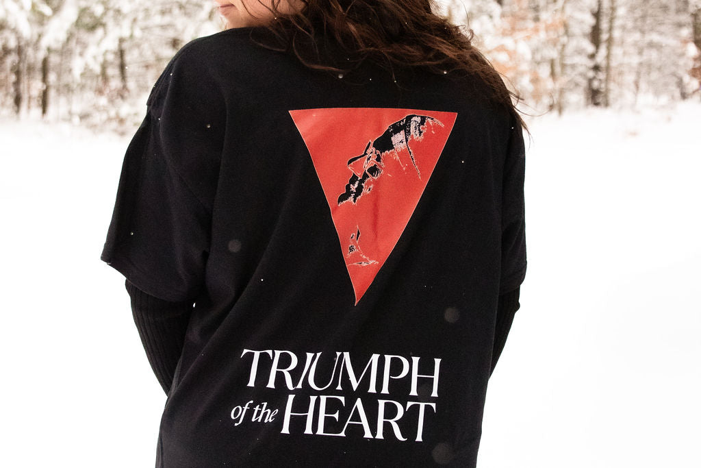 “Don't Ever Forget to Love” – Triumph of the Heart St. Maximilian Kolbe T-Shirt